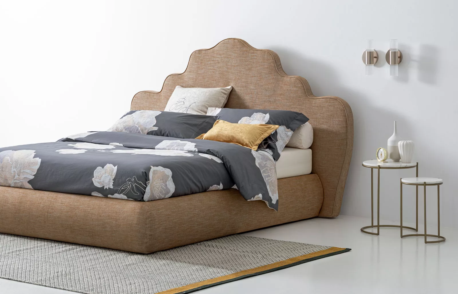 Opera Giglio Round H32